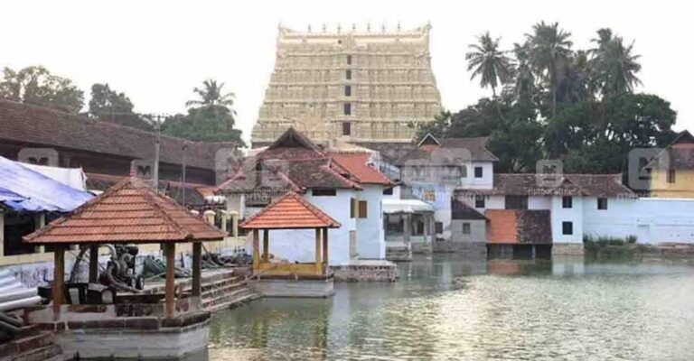 Sri-Padmanabha-Swamy-Temple.jpg