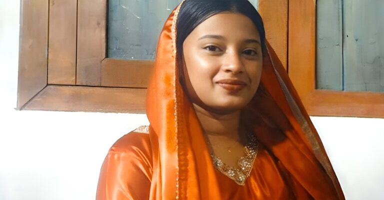 ayisha-rasha.jpg