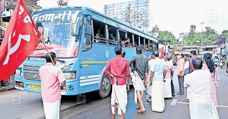 bharanikavu-junction-stop-issue.jpg