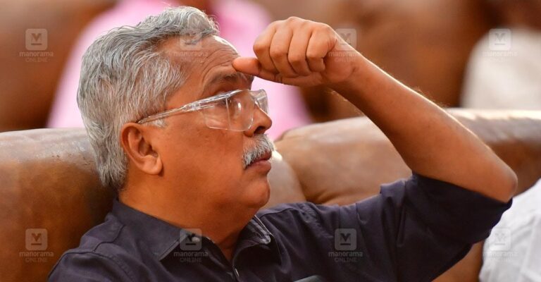 binoy-viswam.jpg