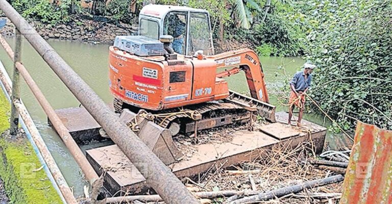 chennithala-kangery-waste.jpg