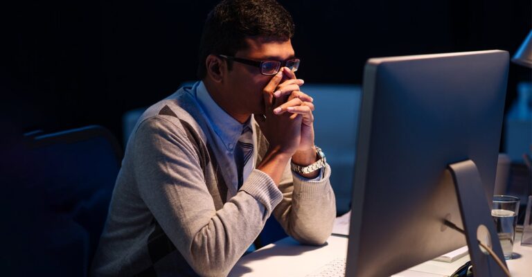 desperate-indian-working-professional-dragon-images-istock-photo-com.jpg