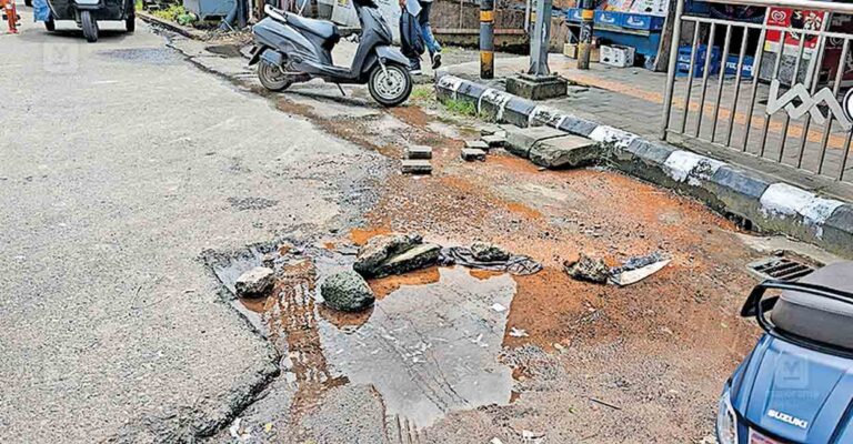 ernakulam-pipe-burst-water-leakage-kalamassery.jpg
