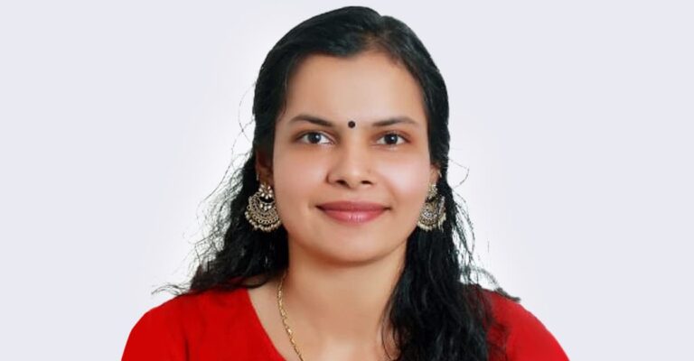 gayathri-.jpg