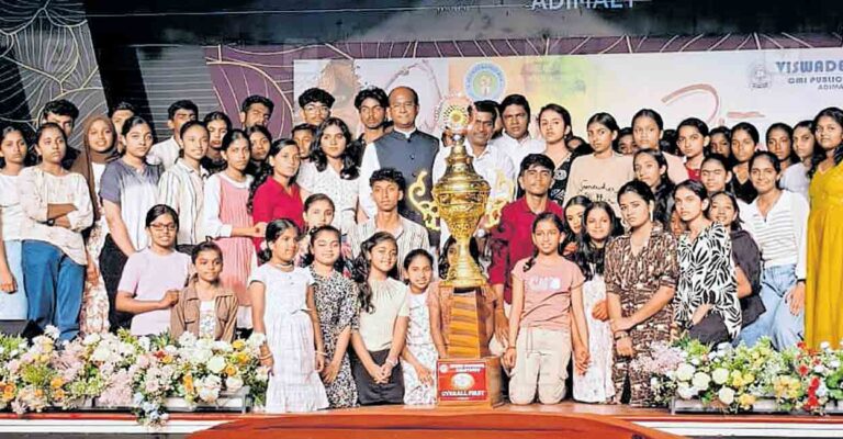 idukki-kalolsavam-winners.jpg