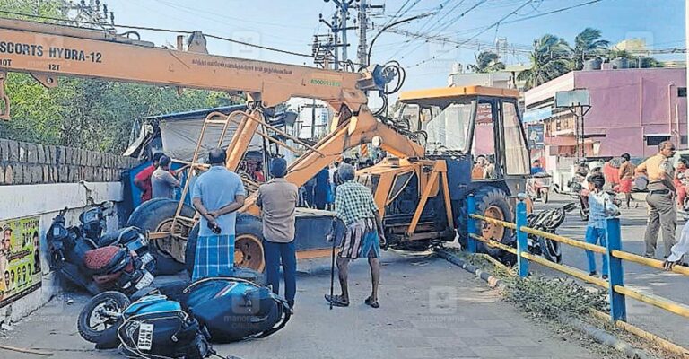 kanyakumari-crain-accident.jpg