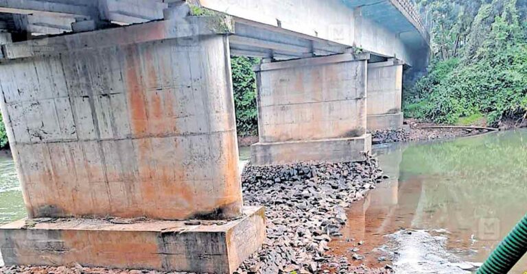kasargod-perumbatta-bridge.jpg