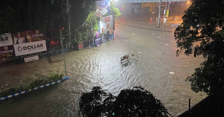 kolkata-flood.jpg