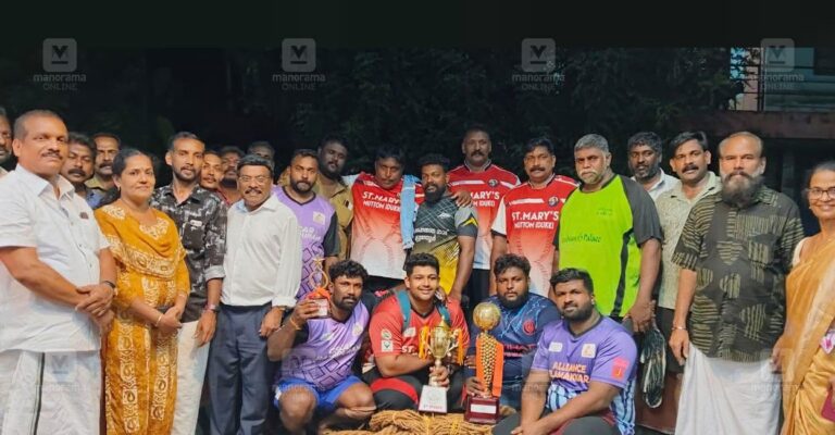 kottayam-tug-of-war-competition-3.jpg