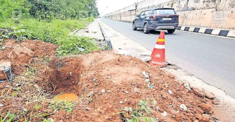 kozhikode-ramanattuakra-road-issue.jpg