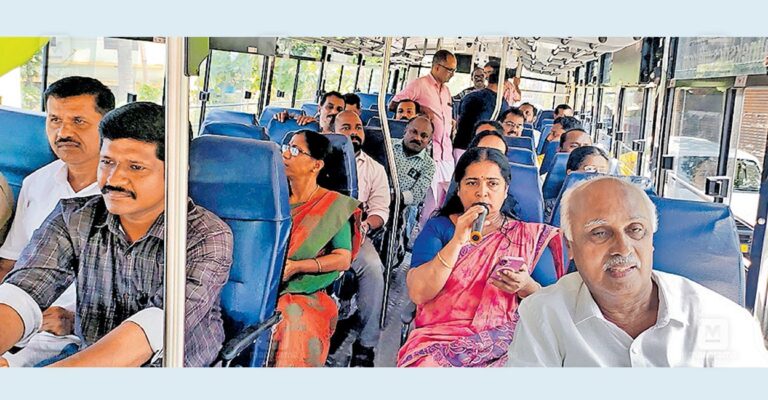 ksrtc-flag-off.jpg