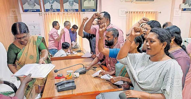 kunnamkulam-youth-congress-march.jpg