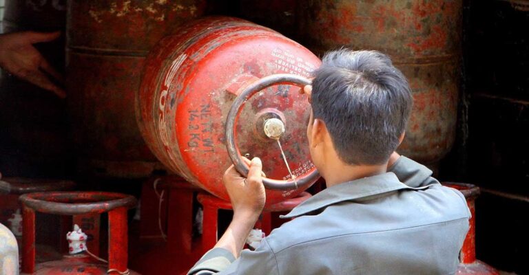 lpg-unloading.jpg
