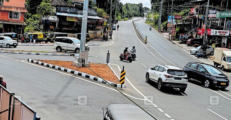 mundur-thiruvazhiyod-junction.jpg