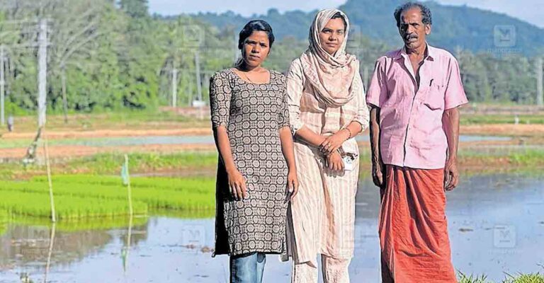 palakkad-sasidharan-gopika.jpg