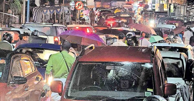 pathanamthitta-traffic-jam.jpg