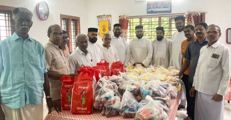 st-thomas-church-onam-kits.jpg