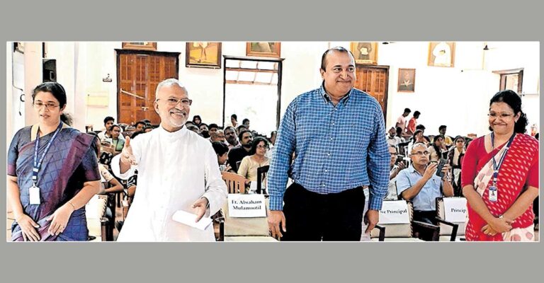 talks-india-economic-development.jpg