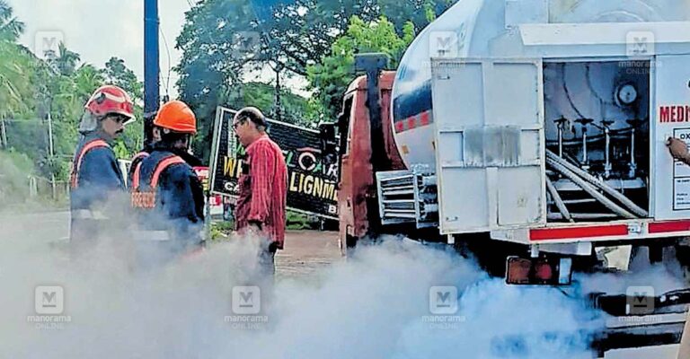 tanker-lorry-oxygen-leak.jpg