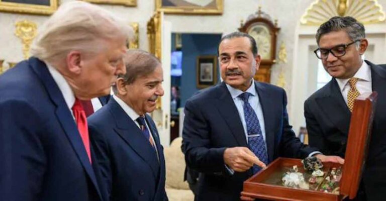 trump-shehbaz-asim.jpg