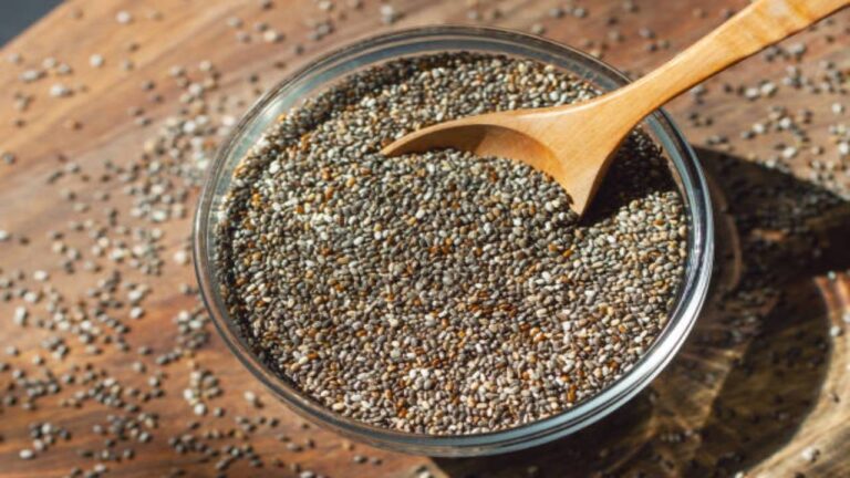 w-1280h-720format-jpgimgid-01k0vg3dy33933cgvsk5vtp2k7imgname-chia-seeds-1-1753269516227.jpg