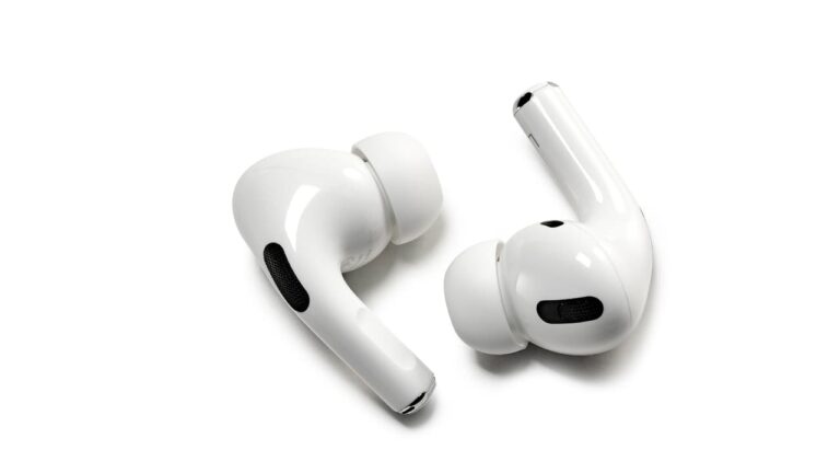 w-1280h-720format-jpgimgid-01k4f9590ezxd29nkd281nwntzimgname-apple-airpods-pro-1757154550798.jpg