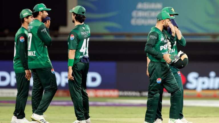 w-1280h-720format-jpgimgid-01k58bkwwbw1de685ywm747x8kimgname-pakistan-team-1757995987850.jpg