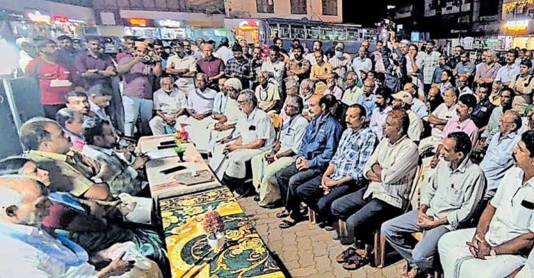 wayanad-road-protest.jpg