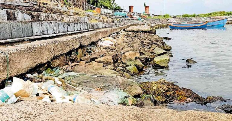 damaged-mareena-jetty.jpg