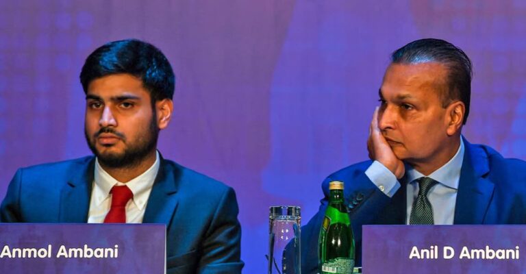 jai-anmol-ambani-anil-ambani-main.JPG