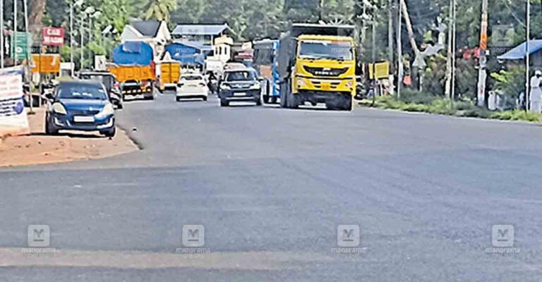 kaduvayilpally-junction.jpg