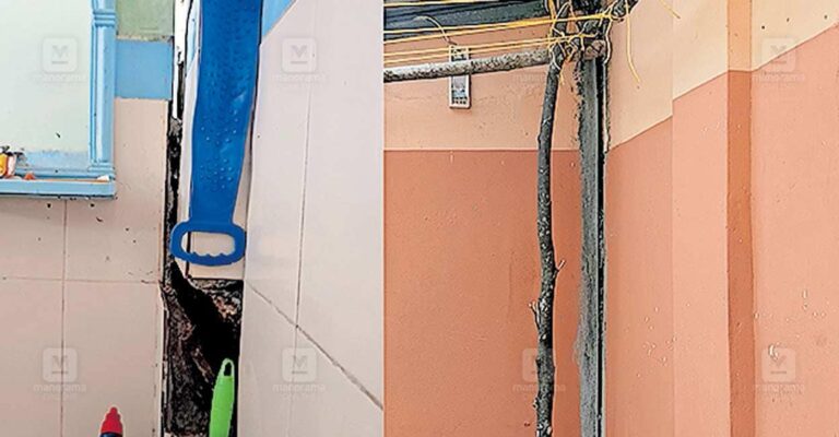 ktm-thiruvanchur-toilet-danger-condition.jpg