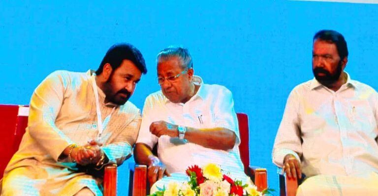 mohanlal-cm-v-sivankutty.jpg