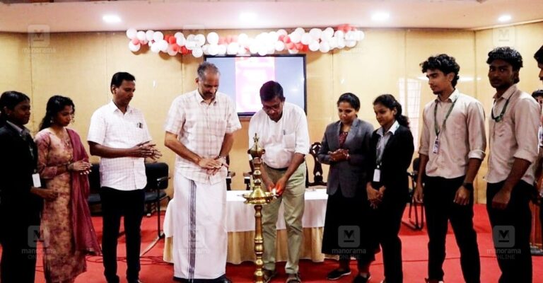 peruvanthanam-college-reading-debate-clubs-1.jpg