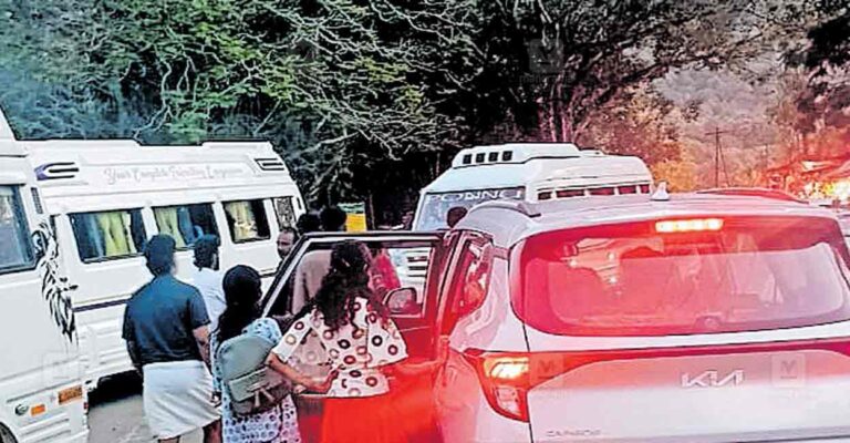 pothundi-dam-parking-crisis.jpg