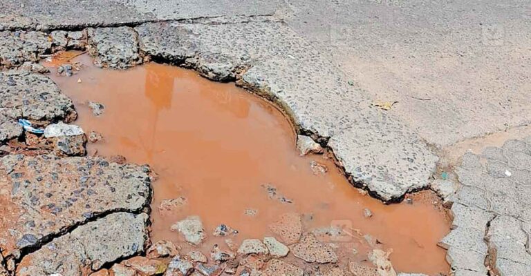 road-pathole.jpg