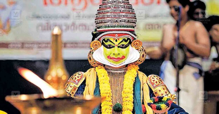 thrissur-kathakali-sabri.jpg