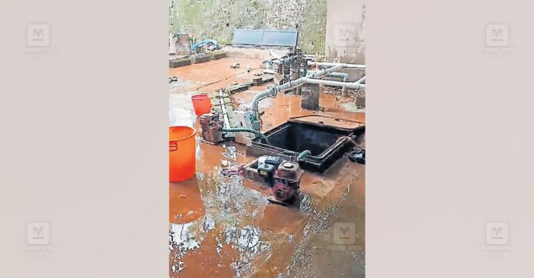 kozhikode-pipe-burst-1.jpg