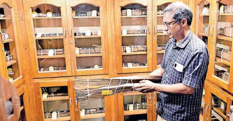 kumarunalloor-temple-manuscript-museum-research.jpg