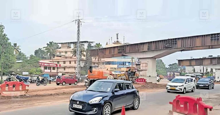 aroor-bypass-flyover-construction.jpg