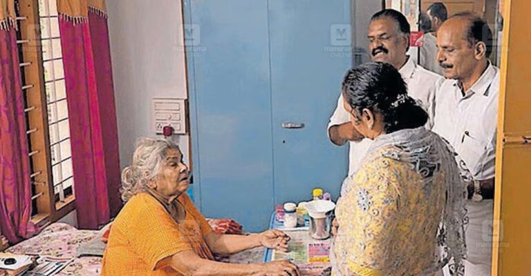 elderly-woman-robbed-muvattupuzha.jpg