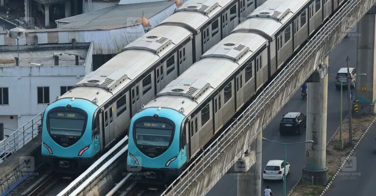 kochi-metro-1.jpg