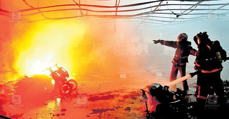 kollam-electric-scooter-fire-1.jpg