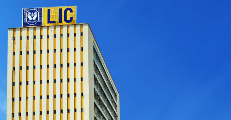 lic-building-main.jpg