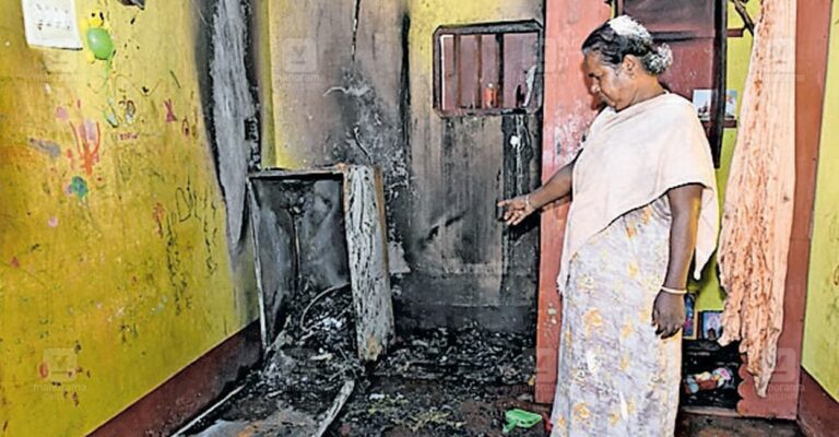 lightning-strike-house-fire-kasargod-1.jpg
