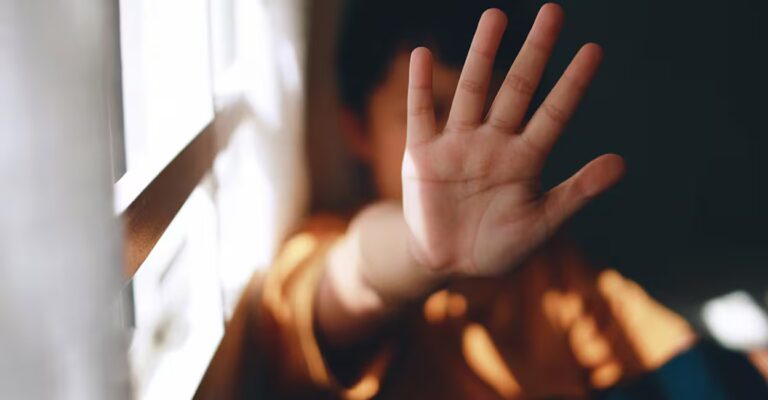 saudi-arabia-executes-man-for-child-abduction-and-torture-child-abuse.jpg
