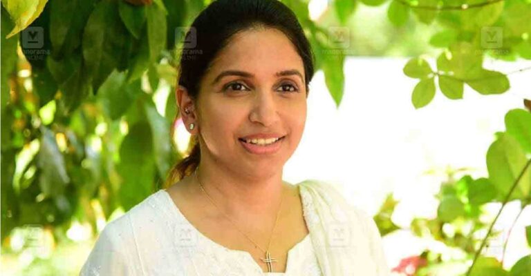 achu-oommen.jpg