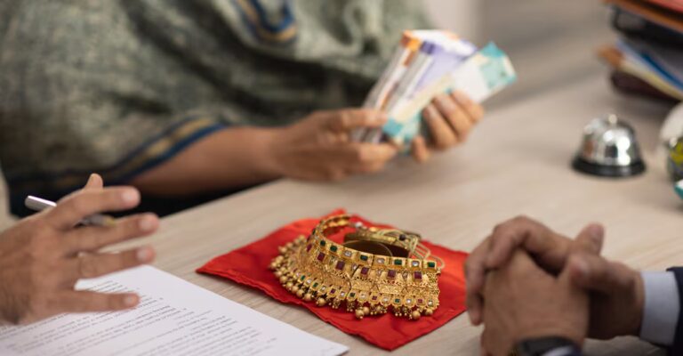 bank-gold-loan-scam-malayali-woman-flees-overseas.jpg