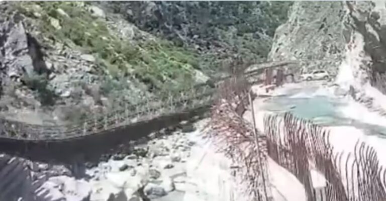 bridge-collapsed-new.jpg