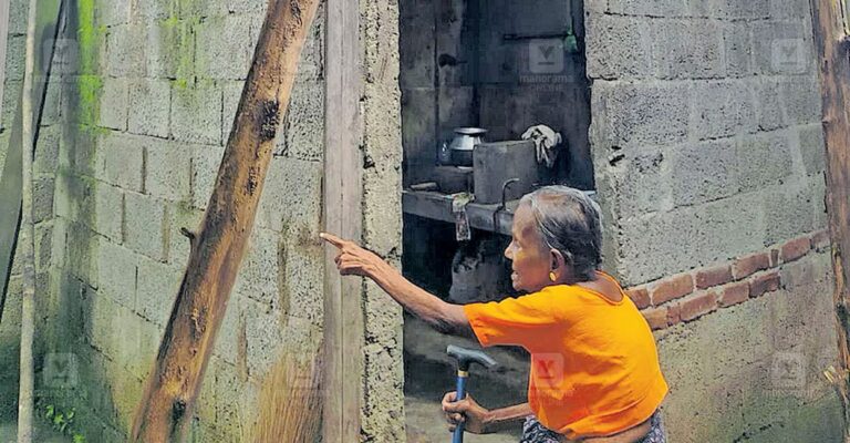 kadakkal-house-collapse.jpg
